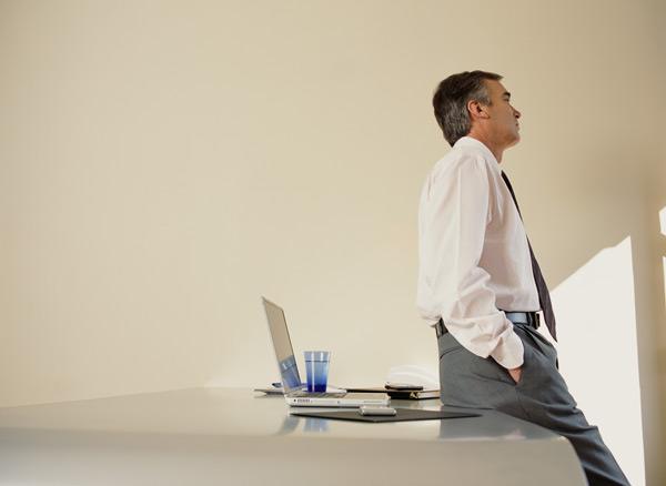 公司變更法人，但是原法人不配合怎么辦？